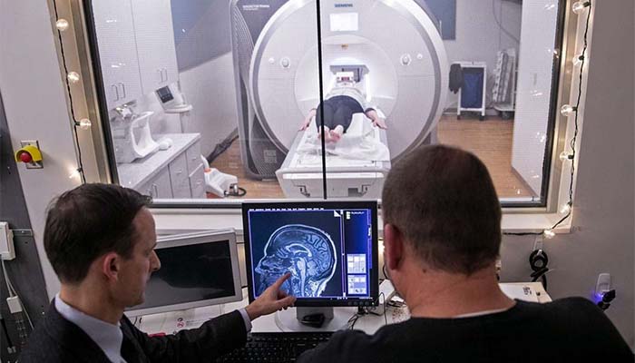 1Florida Alzheimer’s Disease Research Center Biomarker Core